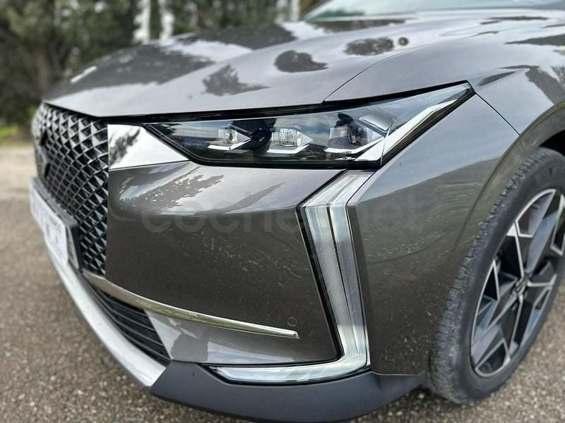 Usado DS Automobiles DS4 Crossback Rivoli 130 CV (95 kW) 2022 Gris / plata SUV