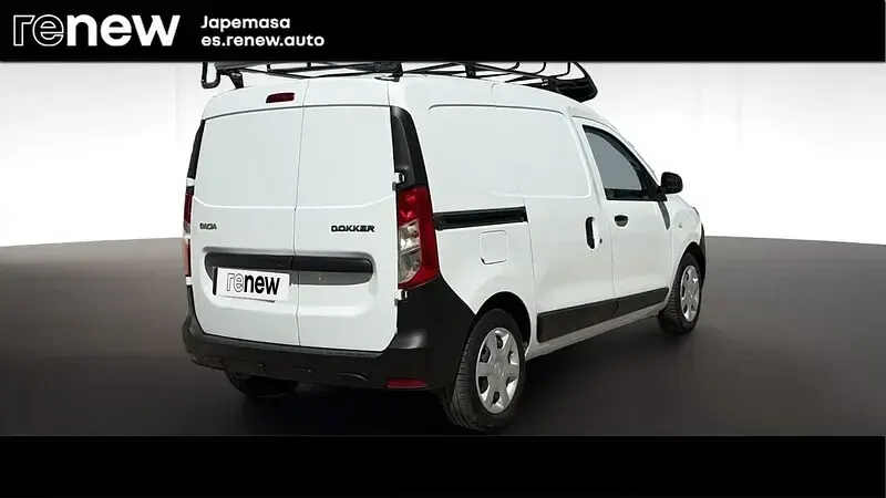 Usado Dacia Dokker Essentiel 130 CV (95 kW) 2021 Blanco Monovolumen