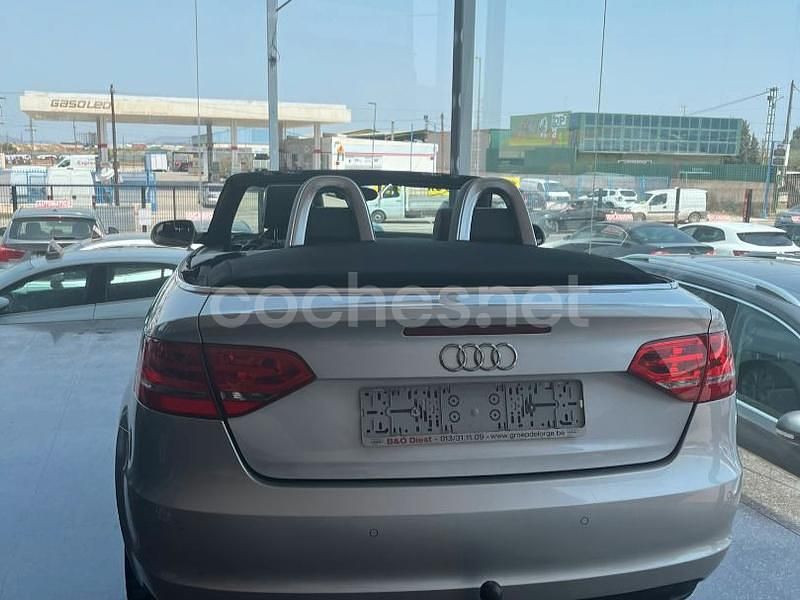 Usado Audi A3 Cabriolet Ambition 140 CV (102 kW) 2011 Gris / plata Descapotable