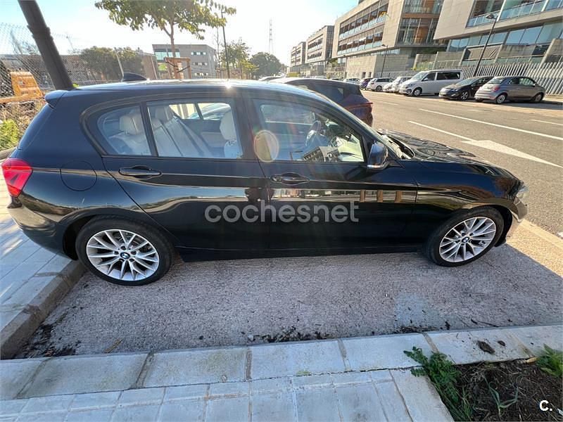Usado BMW 118 Comfort Edition 136 CV (100 kW) 2017 Negro Utilitario