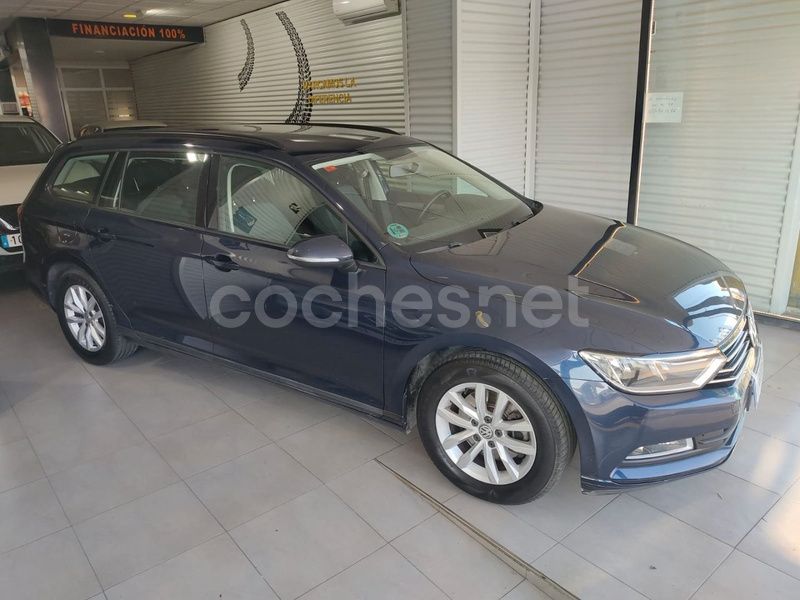 Azul Usado 2016 VW Passat Advance Familiar | 10.900 € (Precio justo) - Imagen 1/4