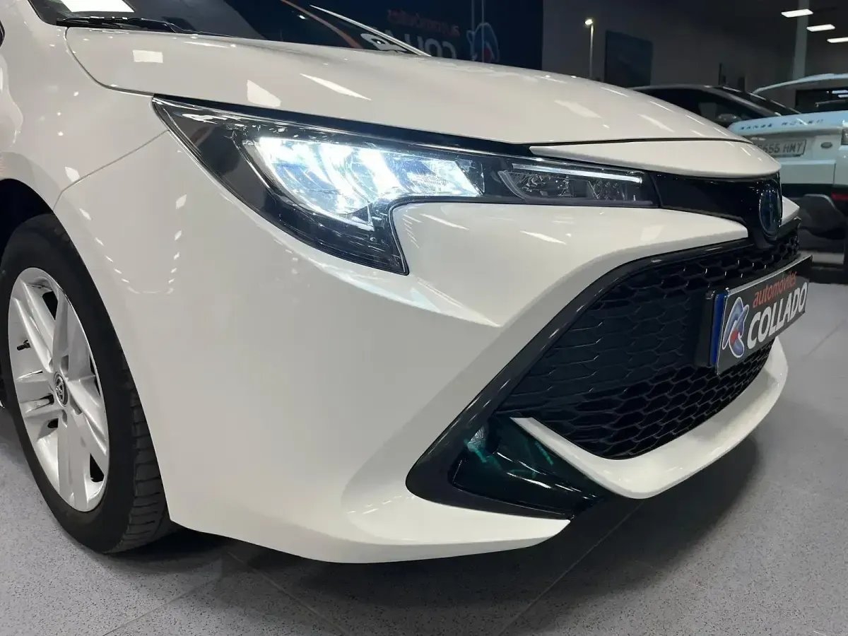 Używany Toyota Corolla Business Edition 122 KM (89 kW) 2020 Biały