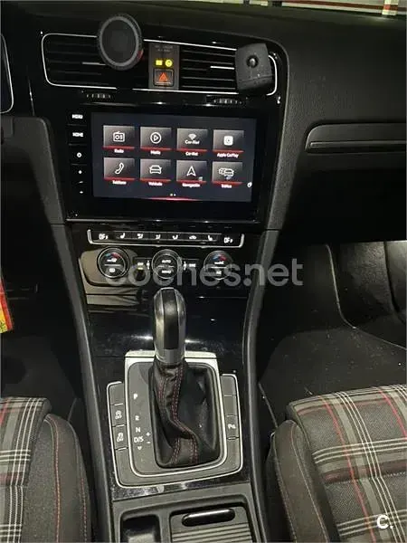 Usado VW Golf VII GTI 230 CV (169 kW) 2018 Rojo Berlina