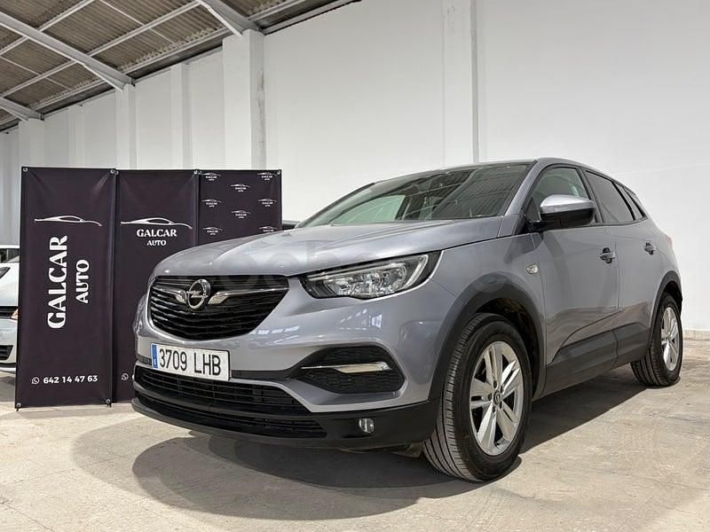 Usado Opel Grandland X Edition 130 CV (95 kW) 2021 Gris / plata SUV