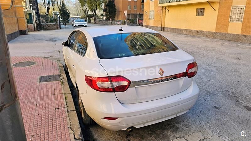 Usado Renault Fluence LIMITED 115 CV (84 kW) 2016 Blanco Berlina