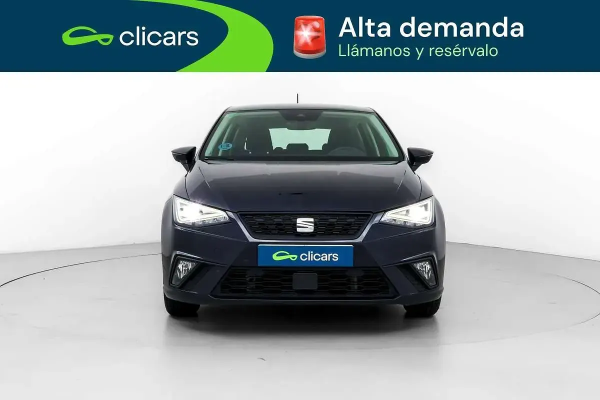 Usado Seat Ibiza Style 110 CV (80 kW) 2022 Negro Utilitario