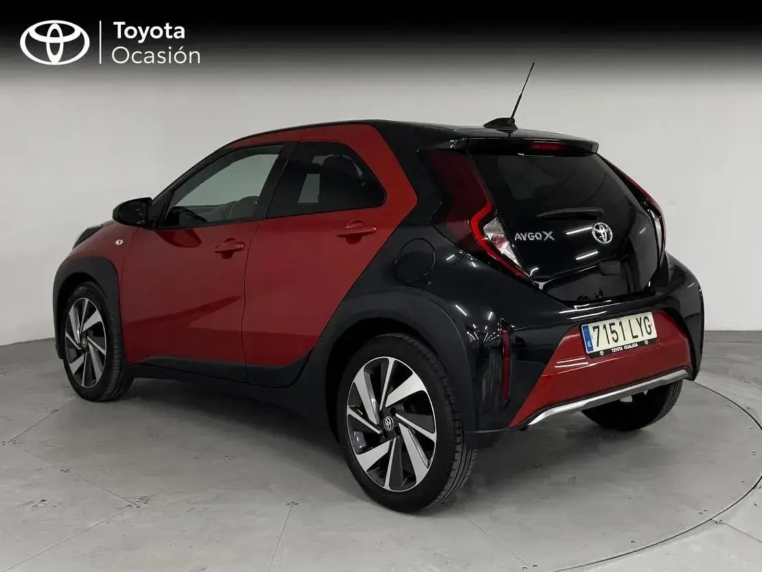 Usado Toyota Aygo X Edition 72 CV (52 kW) 2022 Bit rojo chilli SUV