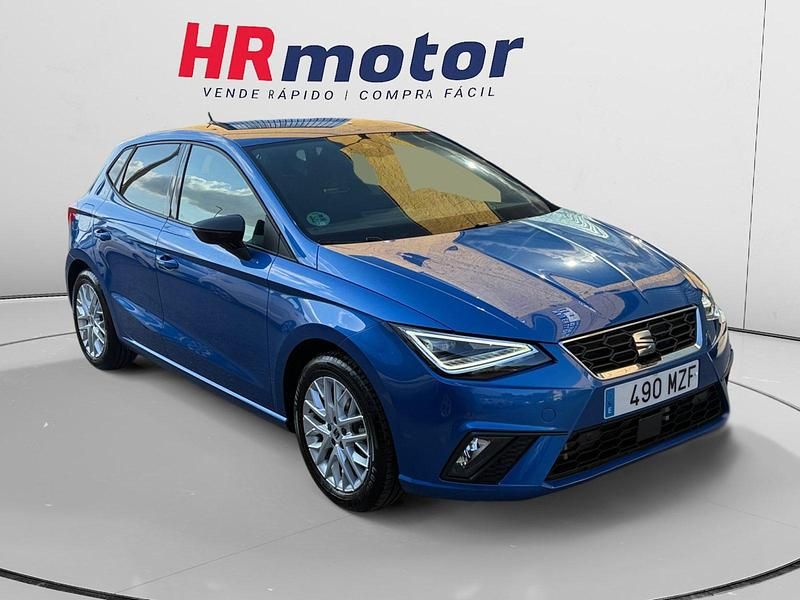 Negro Usado 2025 Seat Ibiza FR Utilitario | 17.610 € (Precio justo) - Imagen 1/4