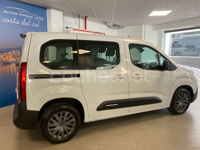 Usado Citroën Berlingo 102 CV (75 kW) 2024 Blanco Monovolumen