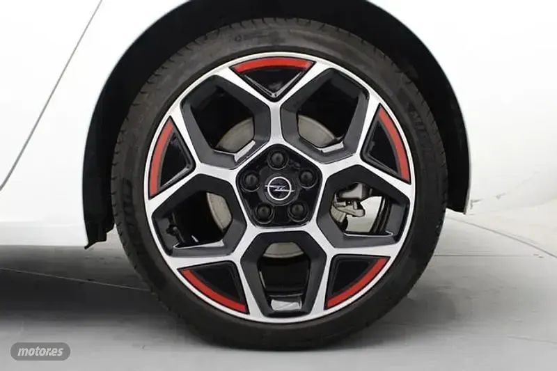 Usado Opel Astra 181 CV (133 kW) 2023 Blanco Utilitario
