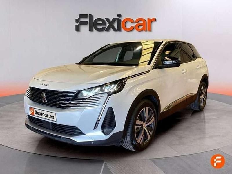Usado Peugeot 3008 Active 131 CV (96 kW) 2023 Blanco SUV