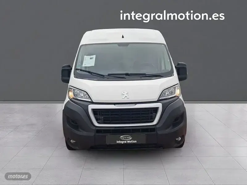 Usado Peugeot Boxer 140 CV (102 kW) 2022 Blanco Van