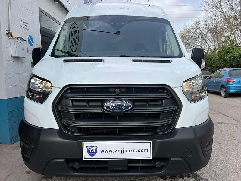 Usado Ford Transit Trend 130 HP (95 kW) 2023 Branco Van