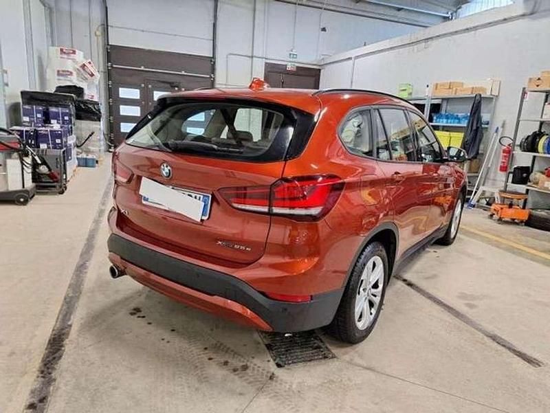 Usado BMW X1 Advantage 220 CV (161 kW) 2021 Naranja SUV
