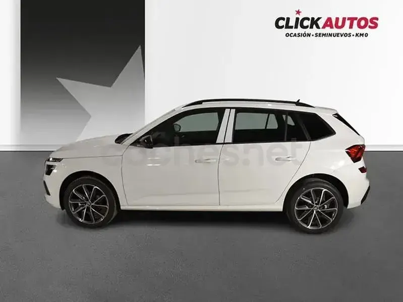 Usado Skoda Kamiq Sport 115 CV (84 kW) 2025 Blanco SUV