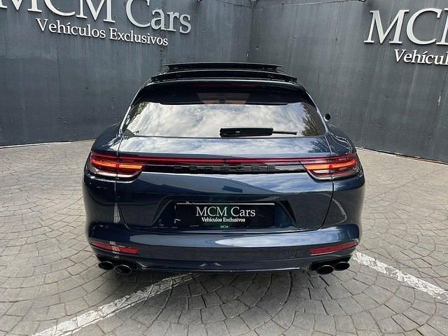 Usado Porsche Panamera Sport Turismo 680 CV (500 kW) 2018 Azul Utilitario