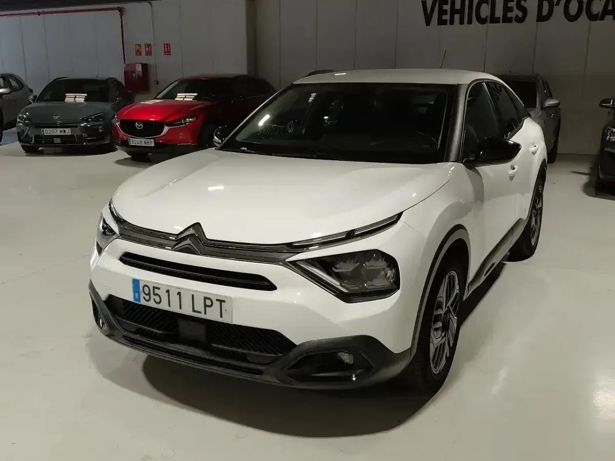 Usado Citroën C4 Feel 130 CV (95 kW) 2021 Blanco Berlina