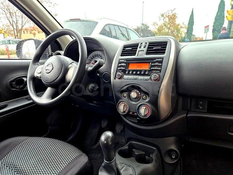 Usado Nissan Micra Visia 80 CV (58 kW) 2013 Azul Berlina