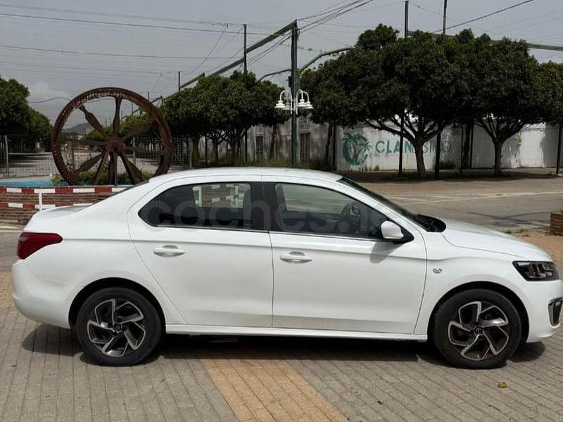 Usado Citroën C-Elysee I PureTech 82 CV (60 kW) 2019 Blanco Berlina