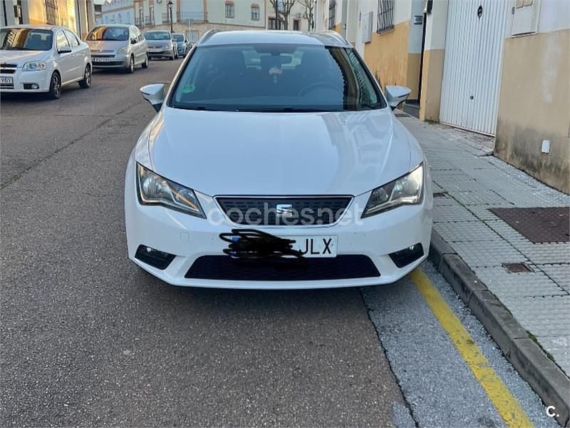 Blanco Usado 2016 Seat Leon ST Ecomotive Familiar | 8500 € (Buen precio) - Imagen 1/4