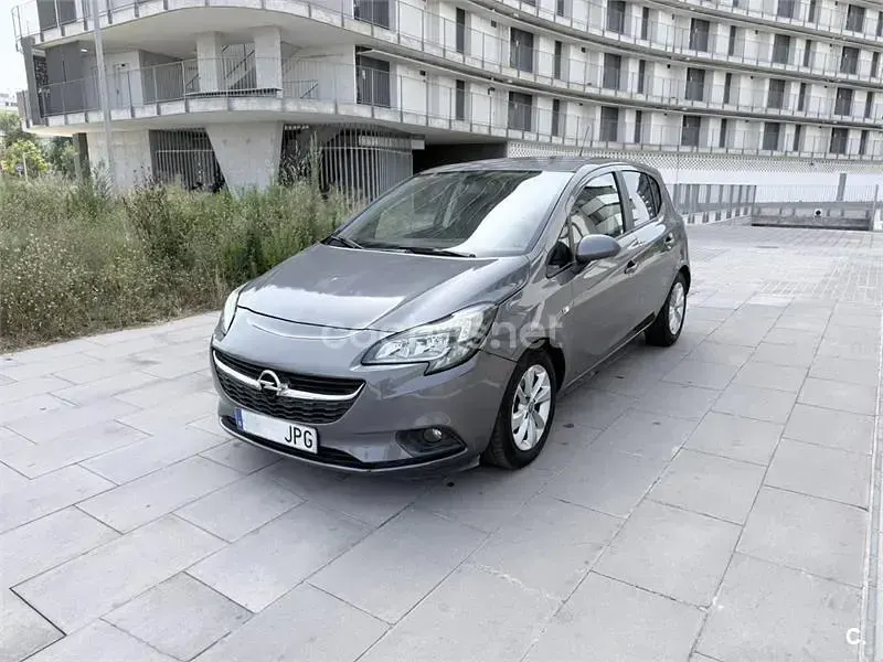Usado Opel Corsa Selective 95 CV (69 kW) 2016 Gris / plata Utilitario