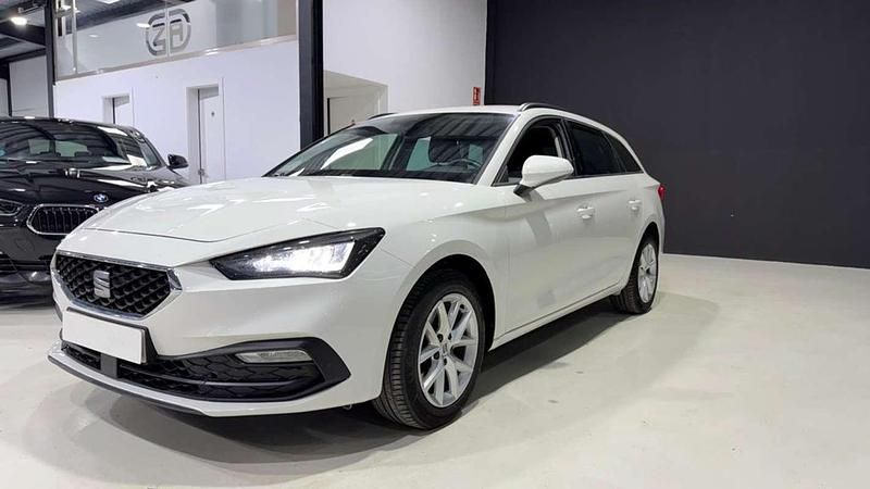 Usado Seat Leon ST Style 131 CV (96 kW) 2020 Blanco Familiar