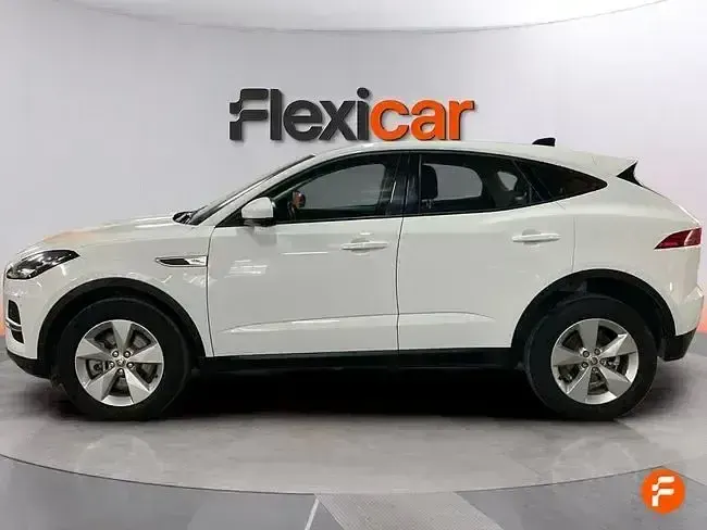 Usado Jaguar E-Pace 163 CV (119 kW) 2021 Blanco SUV