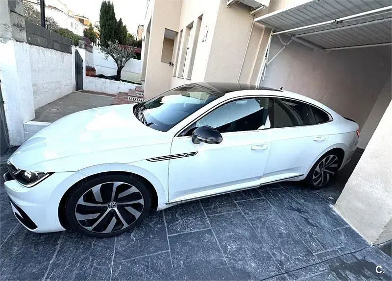Usado VW Arteon R-line 190 CV (139 kW) 2019 Blanco Utilitario