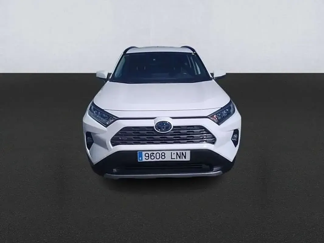 Usado Toyota RAV4 Hybrid Advance 222 CV (163 kW) 2021 Blanco SUV