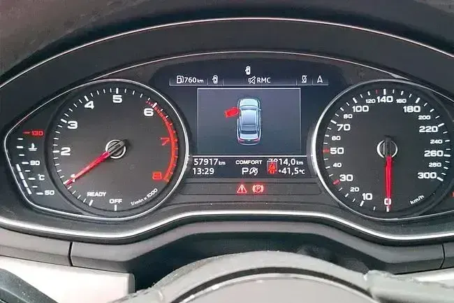 Usado Audi A4 Advanced Plus 150 CV (110 kW) 2023 Negro Berlina