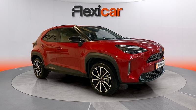 Usado Toyota Yaris Hybrid Sport 130 CV (95 kW) 2025 Rojo