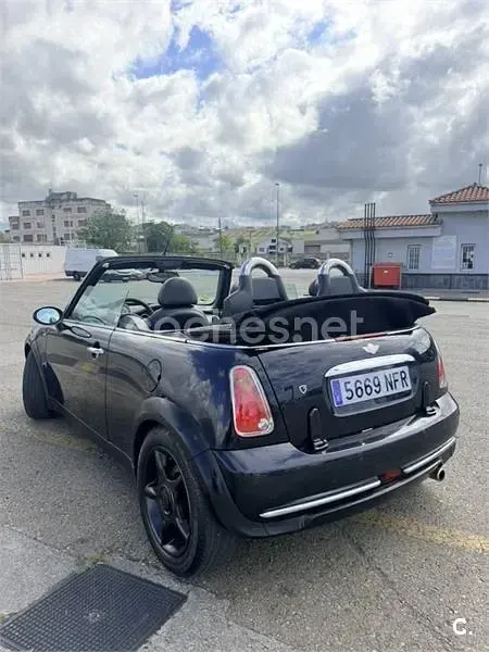 Usado Mini One Cabriolet 90 CV (66 kW) 2006 Negro Descapotable