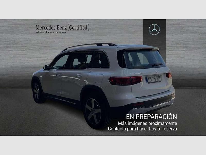 Usado Mercedes GLB200 150 CV (110 kW) 2023 Plateado SUV