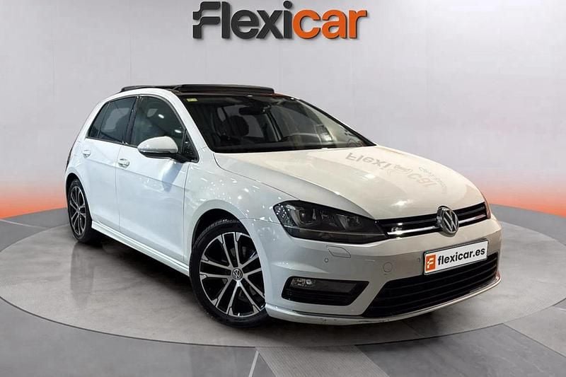 Blanco Usado 2016 VW Golf VII Sportline Berlina | 14.890 € (Buen precio) - Imagen 1/4