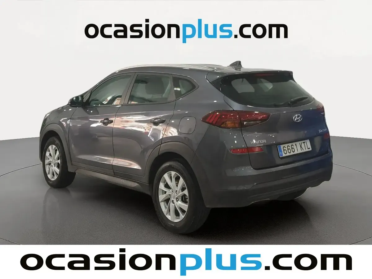Usado Hyundai Tucson 132 CV (97 kW) 2019 Gris SUV