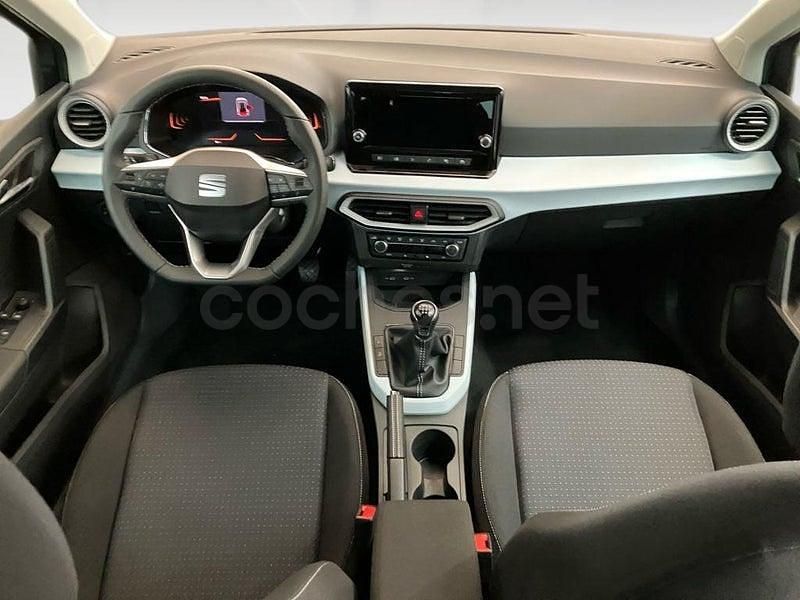 Usado Seat Arona Style 115 CV (84 kW) 2025 Gris SUV