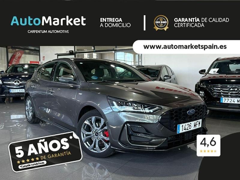 Gris Usado 2023 Ford Focus ST-Line Berlina | 17.800 € (Precio justo) - Imagen 1/4