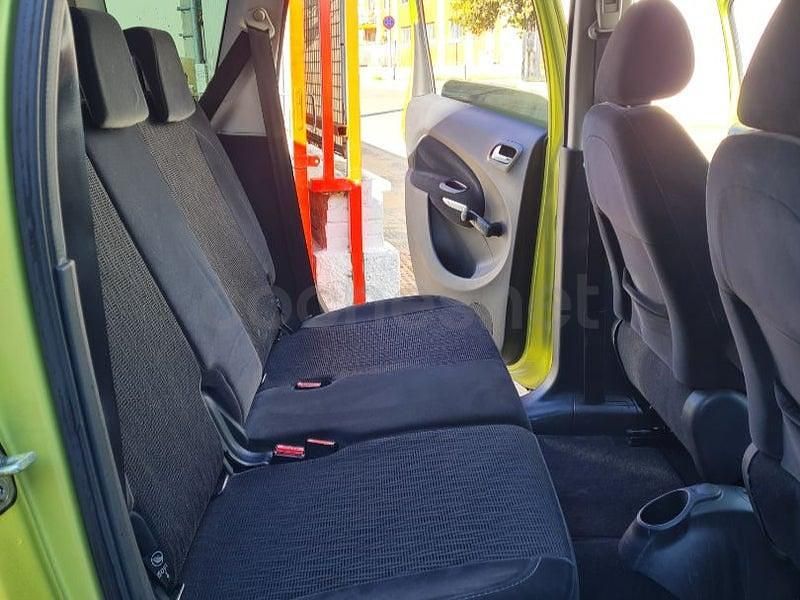 Usado Citroën C3 Picasso 92 CV (67 kW) 2010 Verde Monovolumen