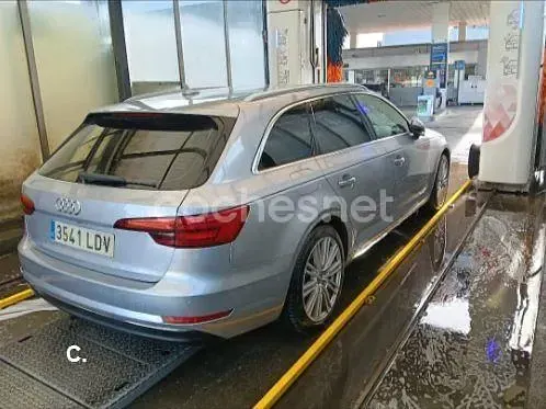 Usado Audi A4 190 CV (139 kW) 2016 Gris / plata Familiar