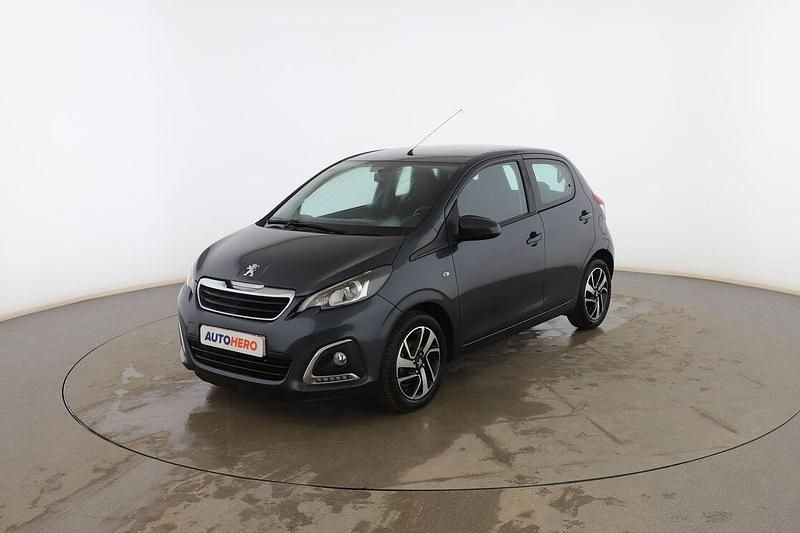 Usado Peugeot 108 Allure 70 CV (51 kW) 2017 Gris Berlina