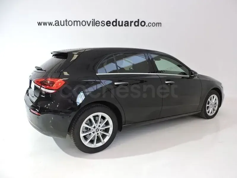 Usado Mercedes A250 218 CV (160 kW) 2022 Negro Berlina