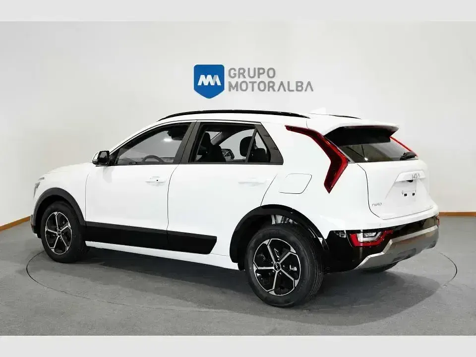 Nuevo Kia Niro 129 CV (94 kW) 2025 Blanco SUV