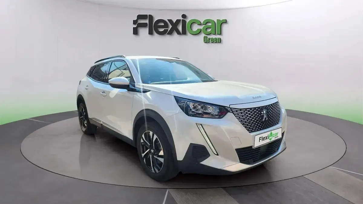 Usado Peugeot e-2008 Allure 100 kW (136 CV) 2020 SUV