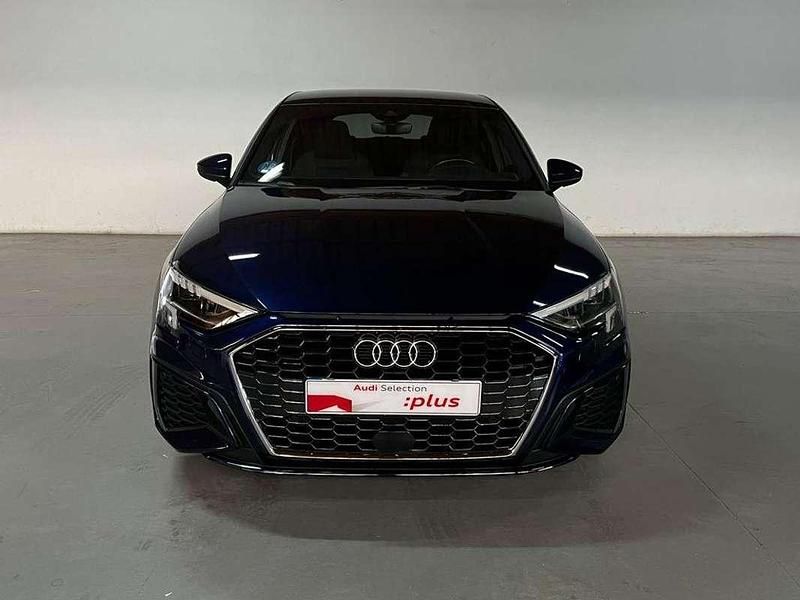 Usado Audi A3 Sportback e-tron S-Line 204 CV (150 kW) 2024 Azul Utilitario
