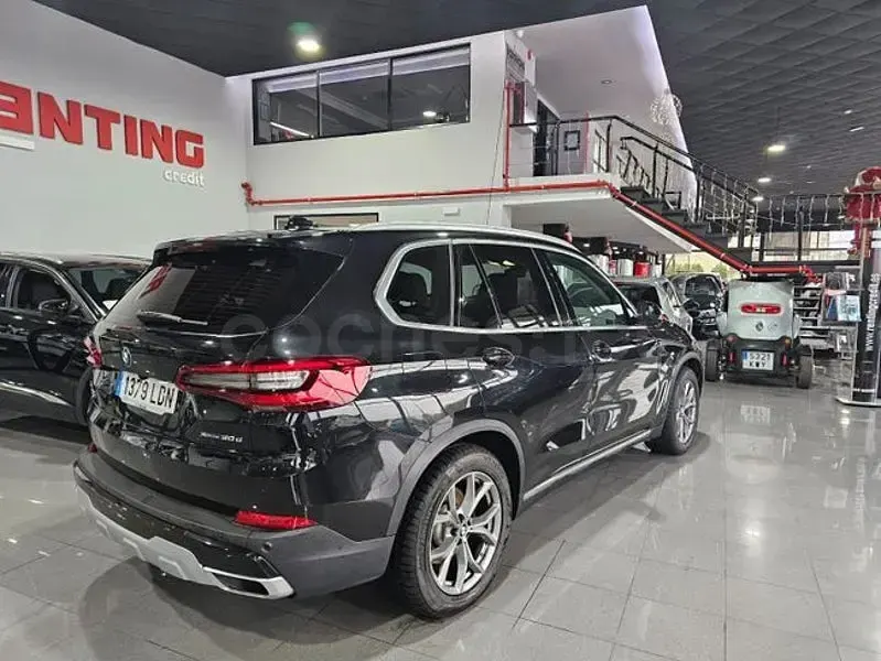 Usado BMW X5 Comfort Edition 265 CV (194 kW) 2019 Negro SUV