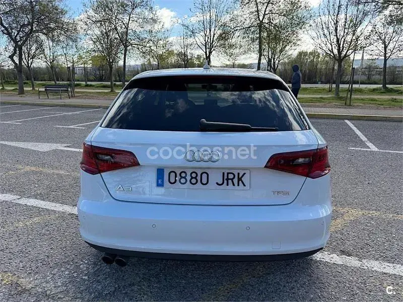 Usado Audi A3 Advanced 125 CV (91 kW) 2016 Blanco Berlina