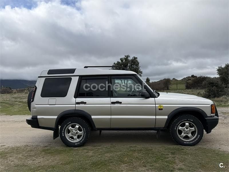Usado Land Rover Discovery 2 138 CV (101 kW) 2000 Gris / plata SUV