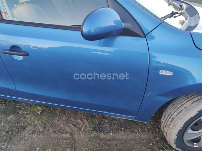 Usado Hyundai i30 Comfort 109 CV (80 kW) 2010 Azul Berlina