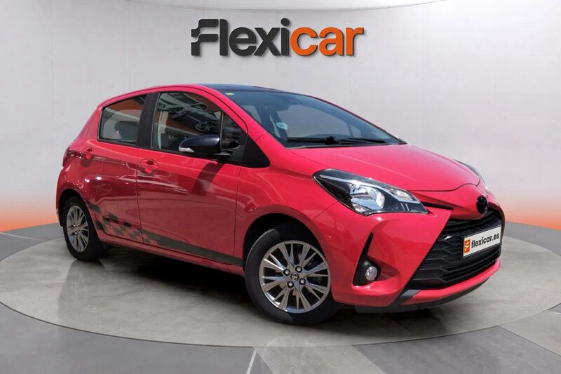 Rojo Usado 2018 Toyota Yaris Active Berlina | 10.390 € (Precio justo) - Imagen 1/4