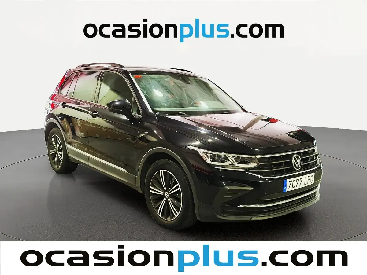 Usado VW Tiguan Life 150 CV (110 kW) 2021 Negro SUV